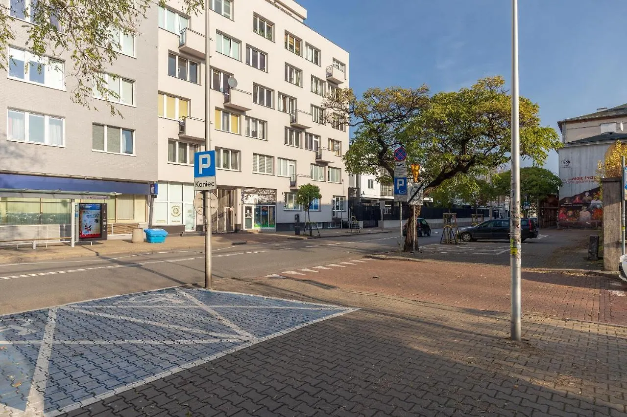 Piekna 2-Bedroom Apartment Varšava