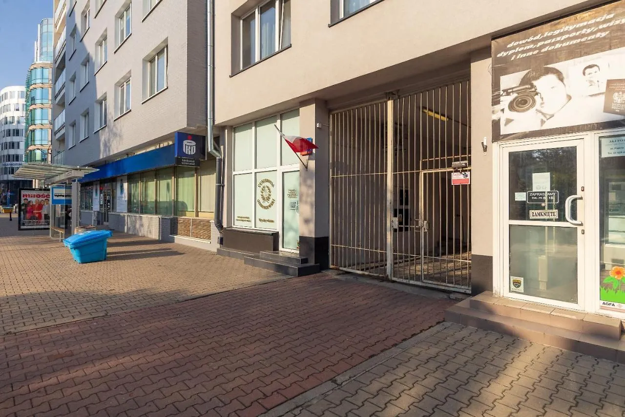 Piekna 2-Bedroom Apartment Varšava