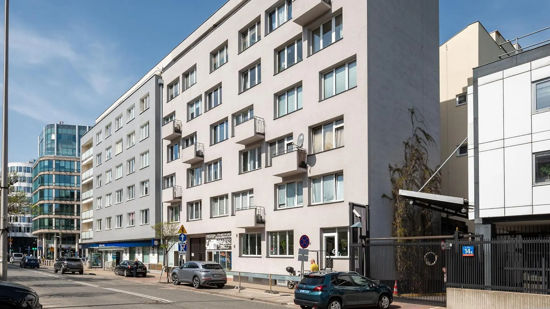 Piekna 2-Bedroom Apartment Warsaw 0*,  Poland